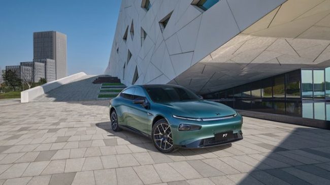 2023 P7 Front 3QTR Static