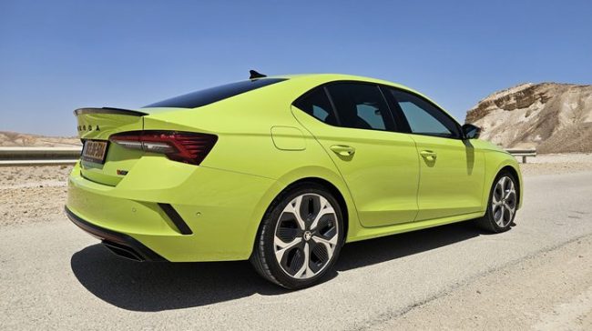 אוקטביה RS - מבחן אחור נוספת